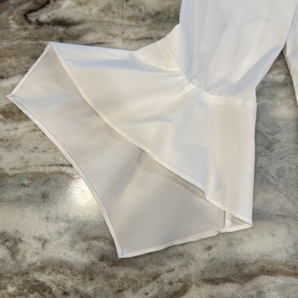 Off the Shoulder white blouse - Picture 2 of 5